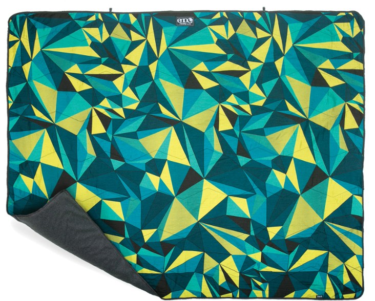 Sustainable Blankets: The Best Blankets Made From Recycled Materials 5 ENO Sustainable Blankets