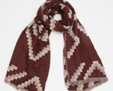 10+ Sustainable Neck Scarf Brands